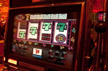 Ekor Number draw interface on macan cuan platform showing live results and entry options